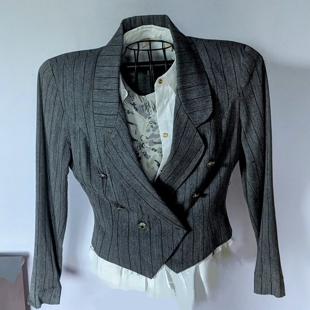 NINA K x David Cline,  cropped Pinstripe Blazer - Medium
